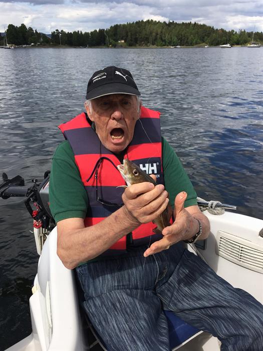 Dobbers en haken genoeg! - Picture of Oslo Fjord Boat Fishing